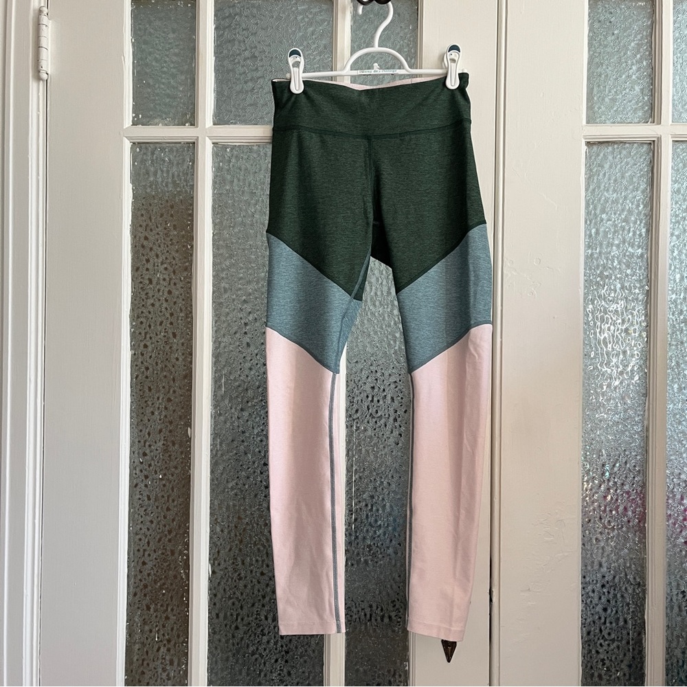 NWOT Outdoor Voices Springs Leggings in Green